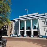 Hullidays - Theatre Side Apartment - Refurbished 2023